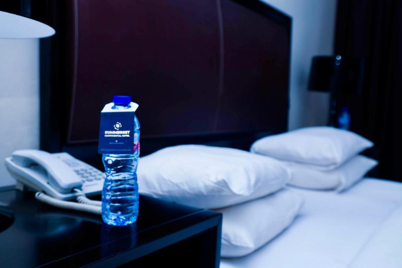 Summerset Continental Hotel Gana Mobushipe Esterno foto