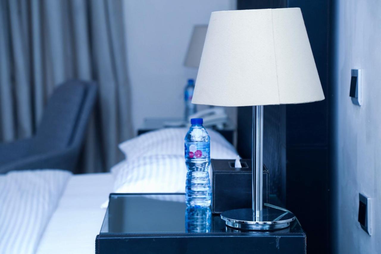 Summerset Continental Hotel Gana Mobushipe Esterno foto